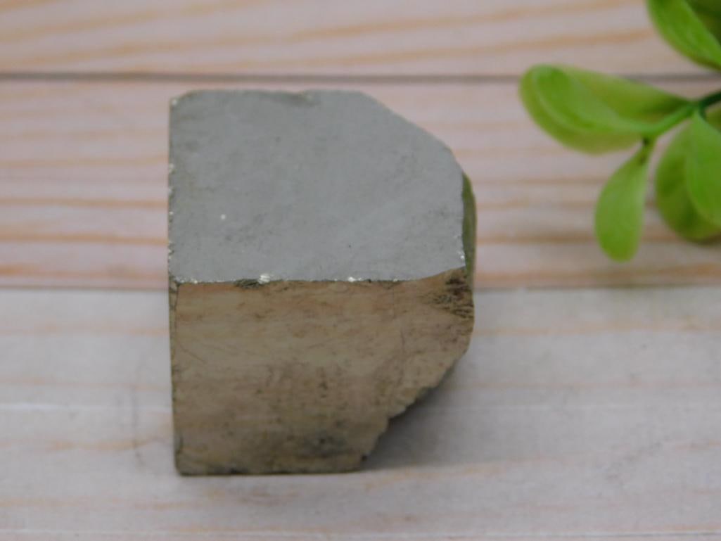 NATURAL FORMATION SPANISH PYRITE CUBE ROCK STONE LAPIDARY SPECIMEN: NATURAL FORMATION SPANISH PYRITE CUBE ROCK STONE LAPIDARY SPECIMEN — Part of our Discover Hidden Harbor, Crystals and Gems auction at HATMAN'S Auctions! Please see photos for measurements and