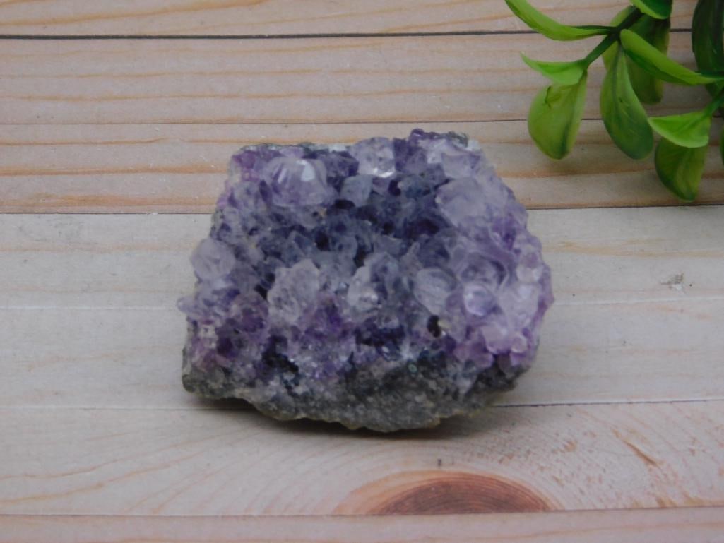 AMETHYST ROCK STONE LAPIDARY SPECIMEN: AMETHYST ROCK STONE LAPIDARY SPECIMEN — Part of our Discover Hidden Harbor, Crystals and Gems auction at HATMAN'S Auctions! Please see photos for measurements and condition. YES, we have in-house sh
