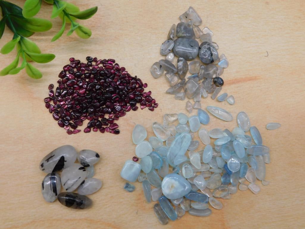MIXED GEMSTONES ROCK STONE LAPIDARY SPECIMEN: MIXED GEMSTONES ROCK STONE LAPIDARY SPECIMEN — Part of our Discover Hidden Harbor, Crystals and Gems auction at HATMAN'S Auctions! Please see photos for measurements and condition. YES, we have in-h