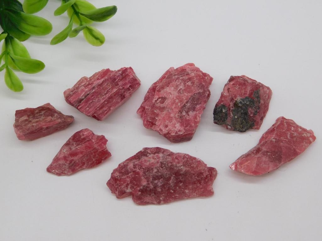 GEM RHODONITE ROCK STONE LAPIDARY SPECIMEN: GEM RHODONITE ROCK STONE LAPIDARY SPECIMEN — Part of our Discover Hidden Harbor, Crystals and Gems auction at HATMAN'S Auctions! Please see photos for measurements and condition. YES, we have in-hou