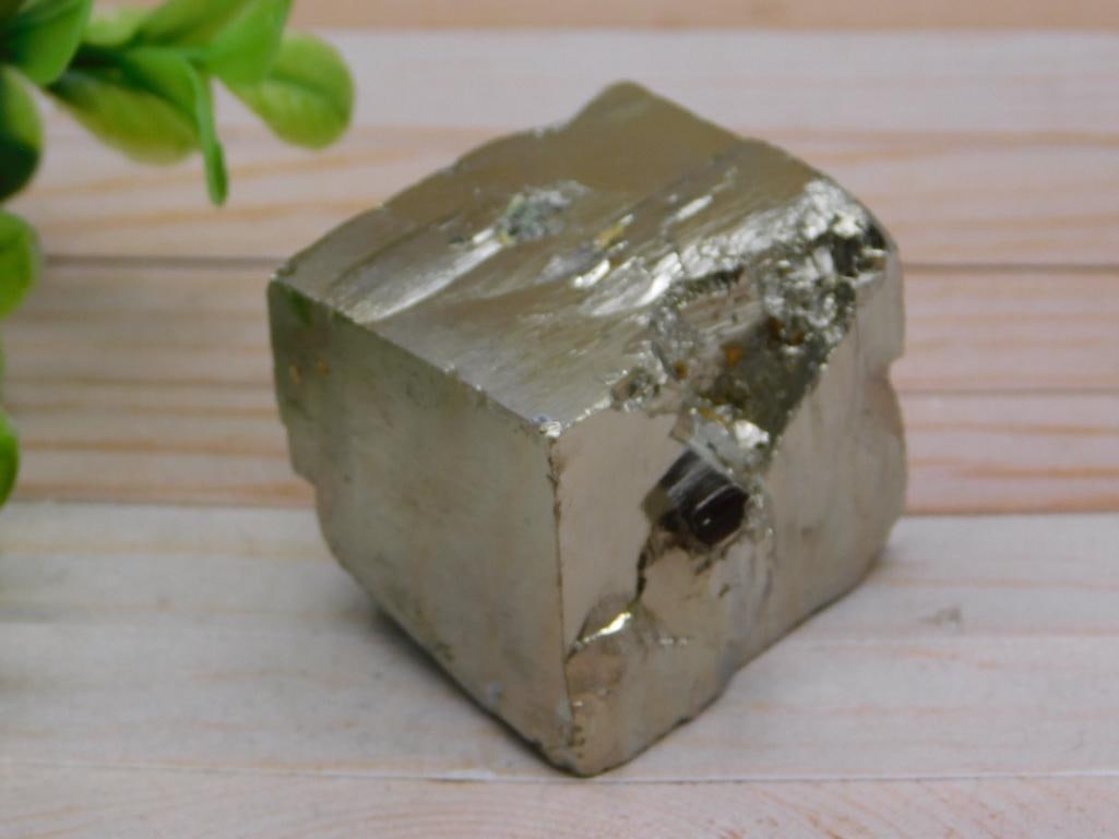 NATURAL FORMATION SPANISH PYRITE CUBE ROCK STONE LAPIDARY SPECIMEN: NATURAL FORMATION SPANISH PYRITE CUBE ROCK STONE LAPIDARY SPECIMEN — Part of our Discover Hidden Harbor, Crystals and Gems auction at HATMAN'S Auctions! Please see photos for measurements and