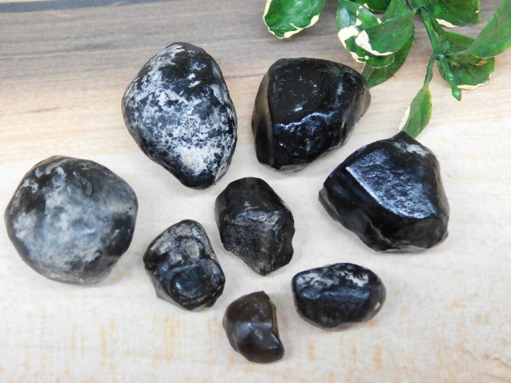 APACHE TEARS ROCK STONE LAPIDARY SPECIMEN: APACHE TEARS ROCK STONE LAPIDARY SPECIMEN — Part of our Discover Hidden Harbor, Crystals and Gems auction at HATMAN'S Auctions! Please see photos for measurements and condition. YES, we have in-hous