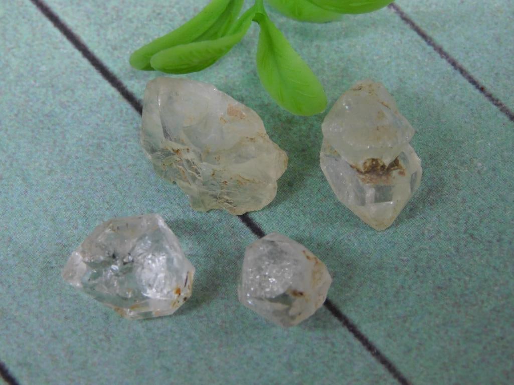 HERKIMER DIAMONDS ROCK STONE LAPIDARY SPECIMEN: HERKIMER DIAMONDS ROCK STONE LAPIDARY SPECIMEN — Part of our Discover Hidden Harbor, Crystals and Gems auction at HATMAN'S Auctions! Please see photos for measurements and condition. YES, we have