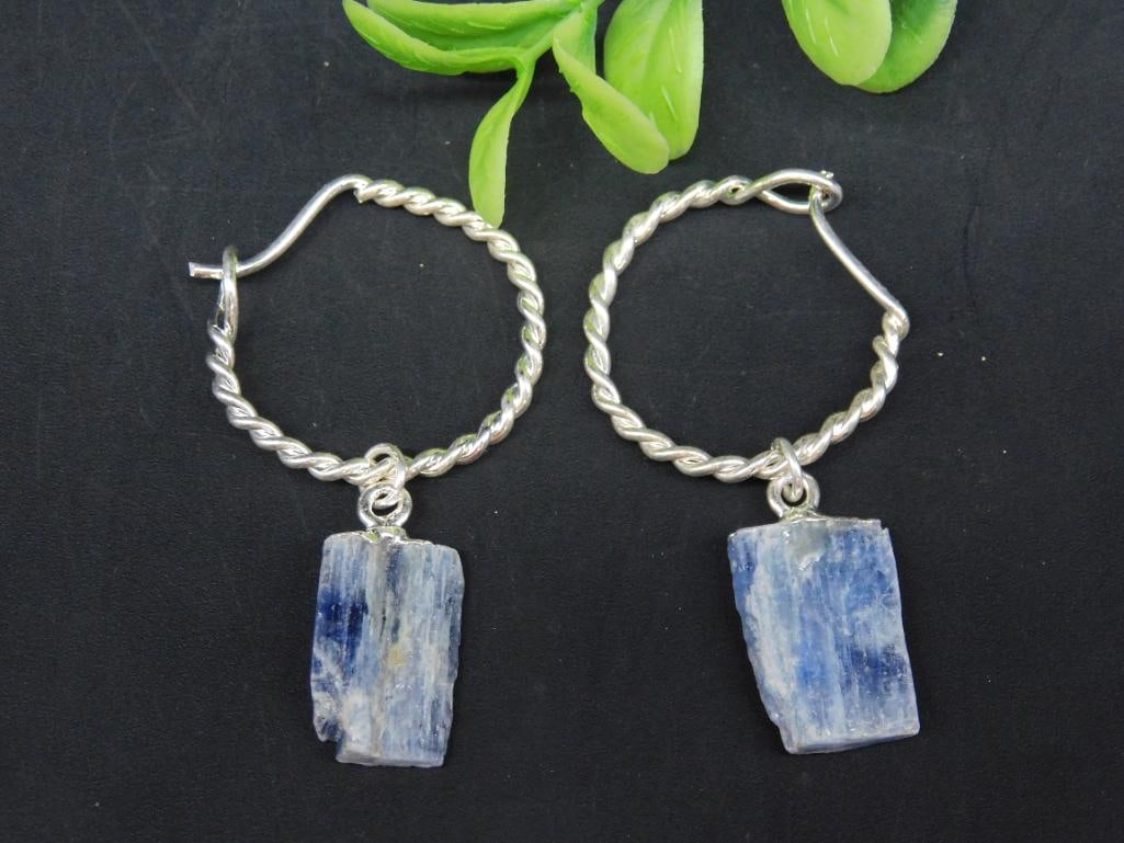 KYANITE EARRINGS ROCK STONE LAPIDARY SPECIMEN: KYANITE EARRINGS ROCK STONE LAPIDARY SPECIMEN - Part of our Discover Golden Attic, Crystals and Gems auction at HATMAN'S Auctions! Please see photos for measurements and condition. YES, we have