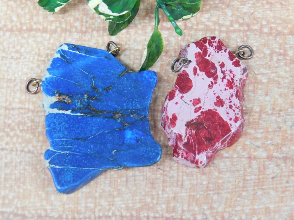 IMPRESSION JASPER PENDANTS ROCK STONE LAPIDARY SPECIMEN: IMPRESSION JASPER PENDANTS ROCK STONE LAPIDARY SPECIMEN - Part of our Discover Golden Attic, Crystals and Gems auction at HATMAN'S Auctions! Please see photos for measurements and condition. YES, we