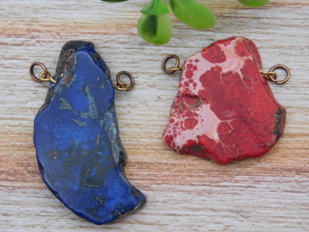IMPRESSION JASPER PENDANTS ROCK STONE LAPIDARY SPECIMEN: IMPRESSION JASPER PENDANTS ROCK STONE LAPIDARY SPECIMEN - Part of our Discover Golden Attic, Crystals and Gems auction at HATMAN'S Auctions! Please see photos for measurements and condition. YES, we