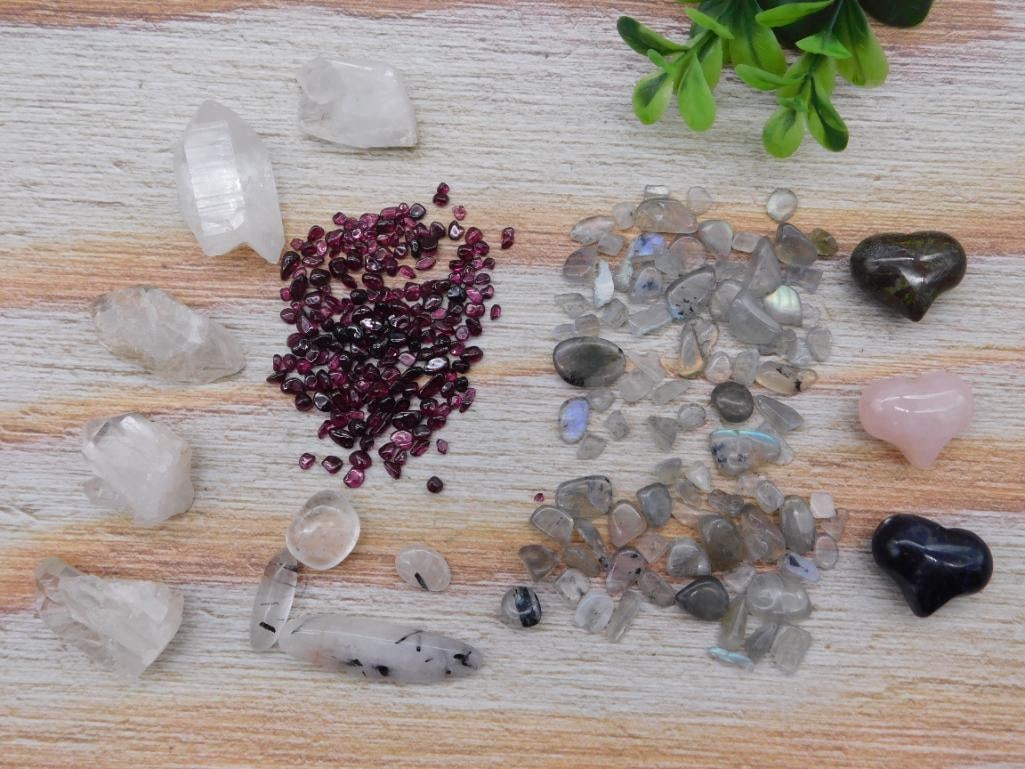 MIXED LOT ROCK STONE LAPIDARY SPECIMEN: MIXED LOT ROCK STONE LAPIDARY SPECIMEN - Part of our Discover Golden Attic, Crystals and Gems auction at HATMAN'S Auctions! Please see photos for measurements and condition. YES, we have in-house