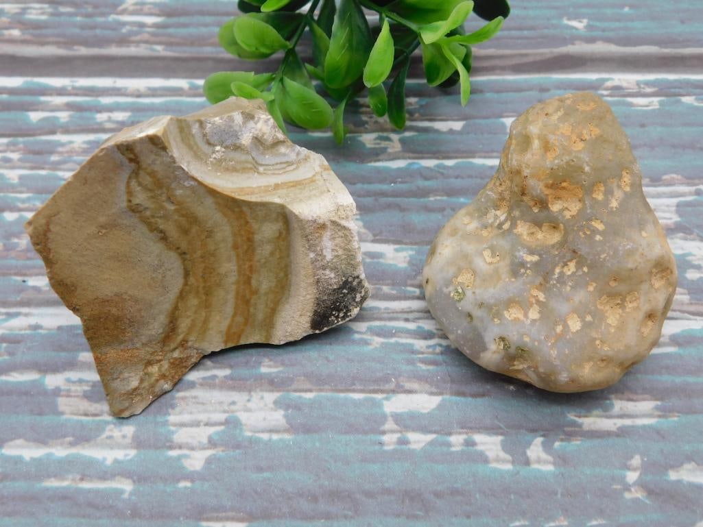 ROCK STONE LAPIDARY SPECIMEN: ROCK STONE LAPIDARY SPECIMEN - Part of our Discover Golden Attic, Crystals and Gems auction at HATMAN'S Auctions! Please see photos for measurements and condition. YES, we have in-house shipping! We