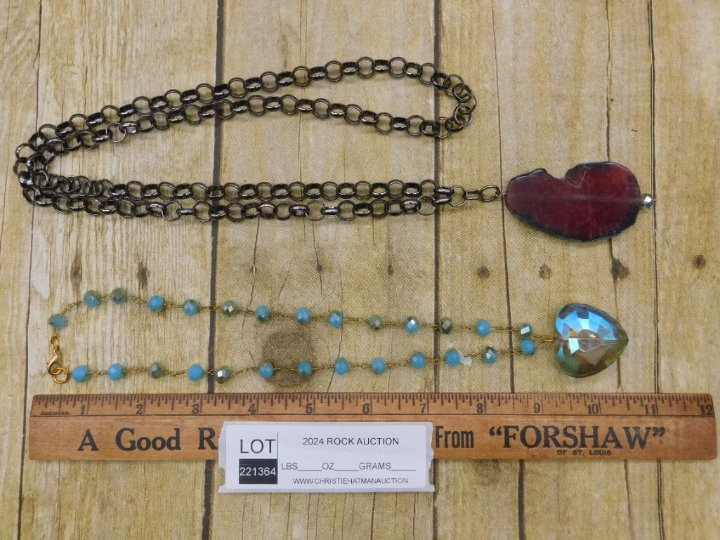 MIXED JEWELRY LOT ROCK STONE LAPIDARY SPECIMEN: MIXED JEWELRY LOT ROCK STONE LAPIDARY SPECIMEN - Part of our Discover Golden Attic, Crystals and Gems auction at HATMAN'S Auctions! Please see photos for measurements and condition. YES, we have