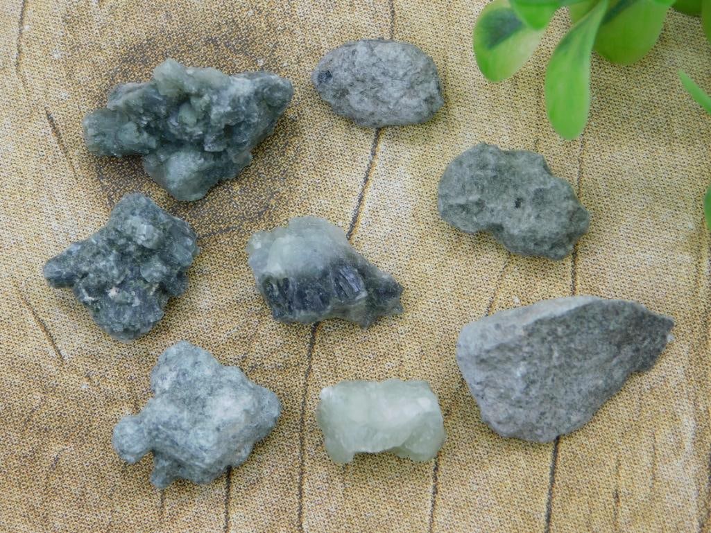 PREHNITE ROCK STONE LAPIDARY SPECIMEN: PREHNITE ROCK STONE LAPIDARY SPECIMEN - Part of our Discover Golden Attic, Crystals and Gems auction at HATMAN'S Auctions! Please see photos for measurements and condition. YES, we have in-house