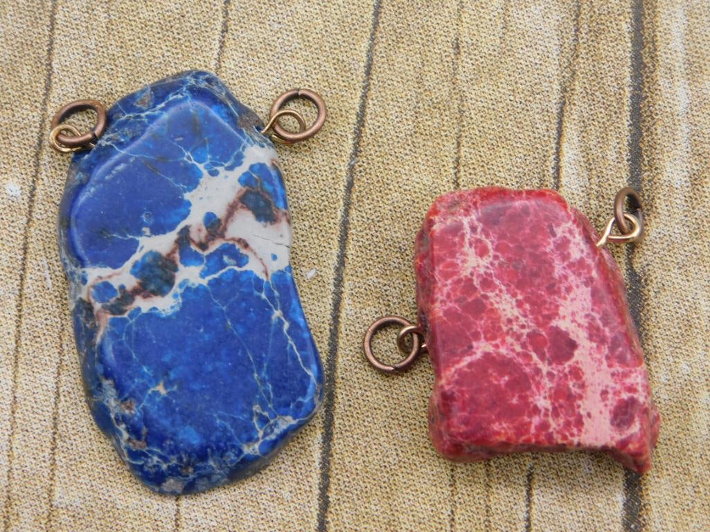 IMPRESSION JASPER PENDANTS ROCK STONE LAPIDARY SPECIMEN: IMPRESSION JASPER PENDANTS ROCK STONE LAPIDARY SPECIMEN - Part of our Discover Golden Attic, Crystals and Gems auction at HATMAN'S Auctions! Please see photos for measurements and condition. YES, we