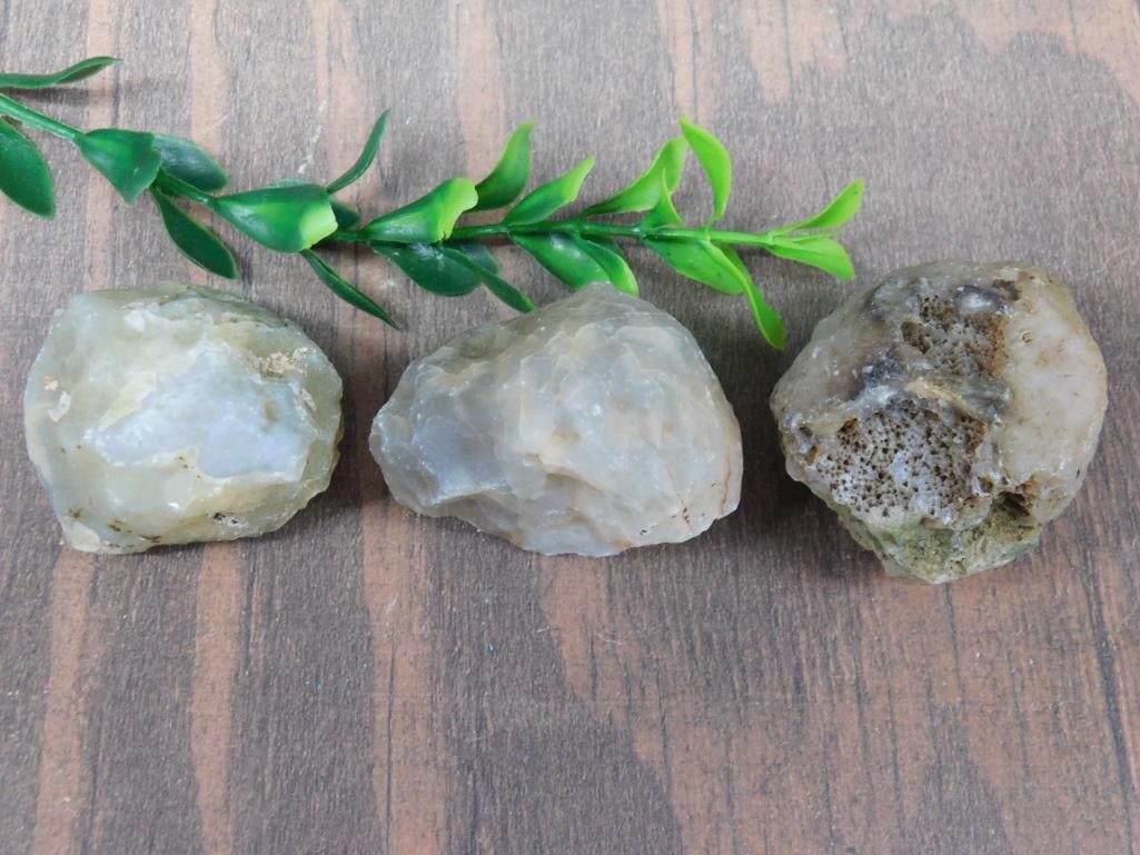 ROCK STONE LAPIDARY SPECIMEN (1 of 2)