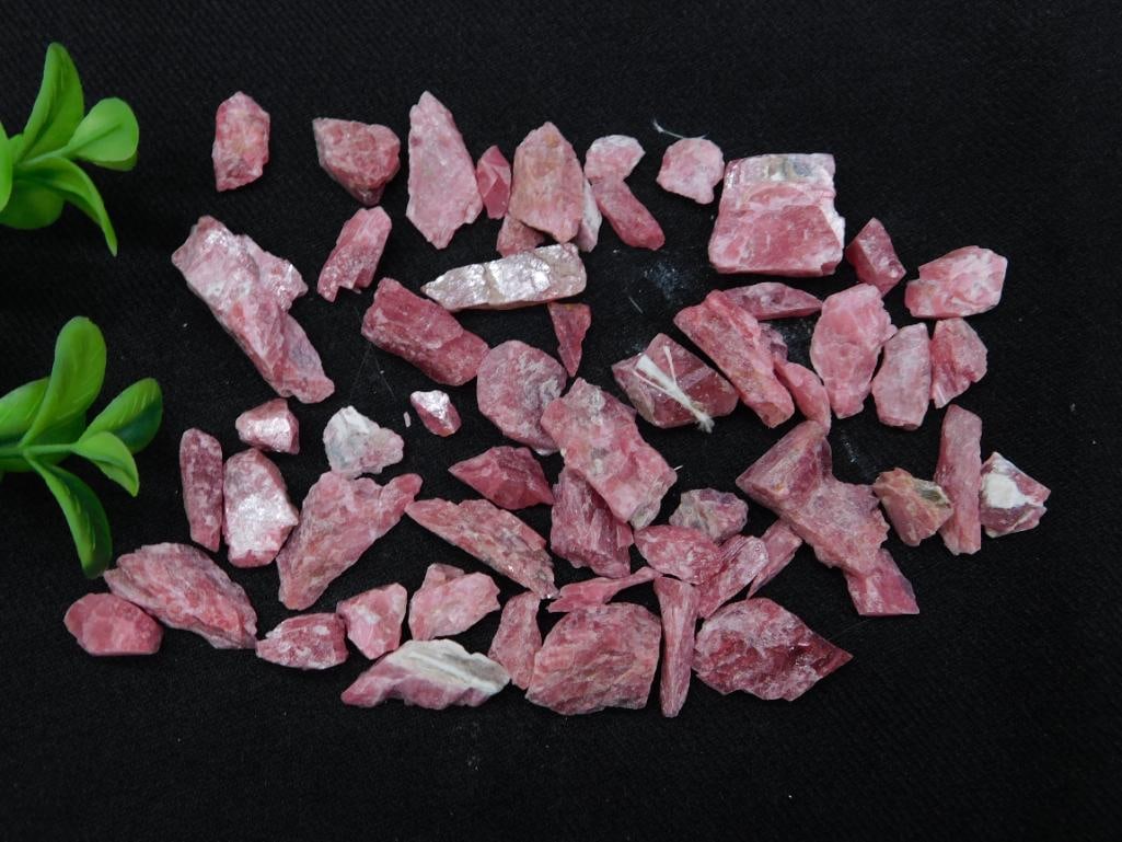 GEM RHODONITE ROCK STONE LAPIDARY SPECIMEN: GEM RHODONITE ROCK STONE LAPIDARY SPECIMEN - Part of our Discover Golden Attic, Crystals and Gems auction at HATMAN'S Auctions! Please see photos for measurements and condition. YES, we have in-house