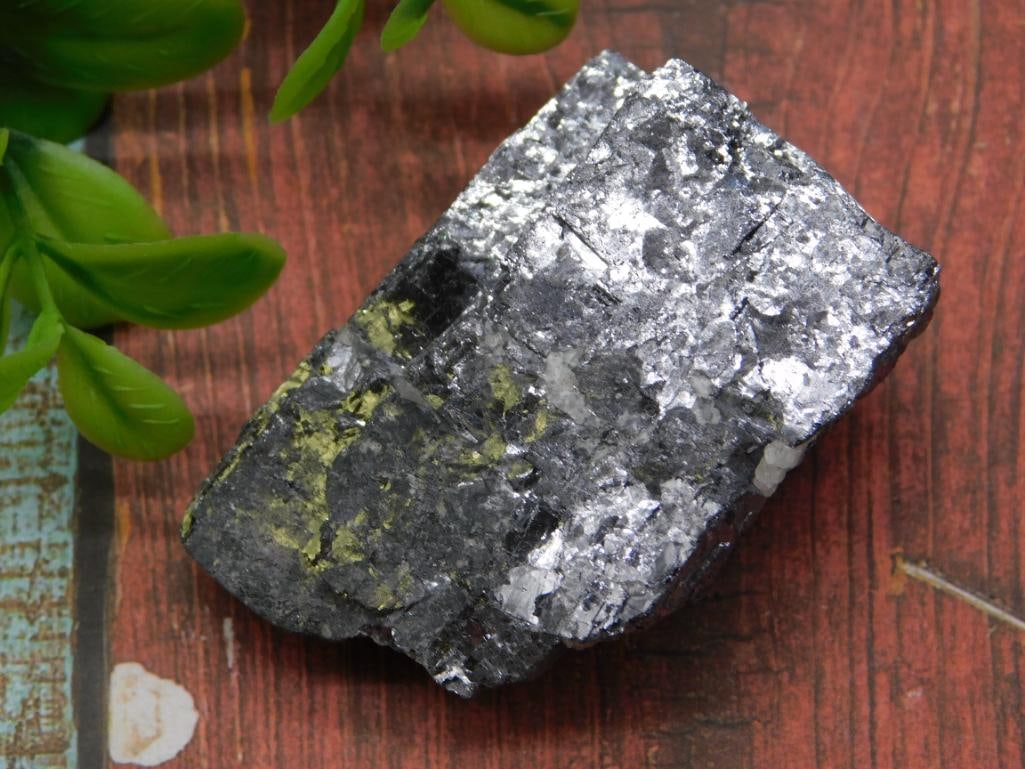 GALENA ROCK STONE LAPIDARY SPECIMEN: GALENA ROCK STONE LAPIDARY SPECIMEN - Part of our Discover Golden Attic, Crystals and Gems auction at HATMAN'S Auctions! Please see photos for measurements and condition. YES, we have in-house
