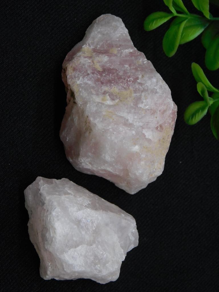ROSE QUARTZ ROCK STONE LAPIDARY SPECIMEN (1 of 2)