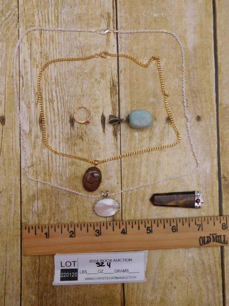 MIXED JEWELRY LOT ROCK STONE LAPIDARY SPECIMEN: MIXED JEWELRY LOT ROCK STONE LAPIDARY SPECIMEN - Part of our Discover Golden Attic, Crystals and Gems auction at HATMAN'S Auctions! Please see photos for measurements and condition. YES, we have in-ho