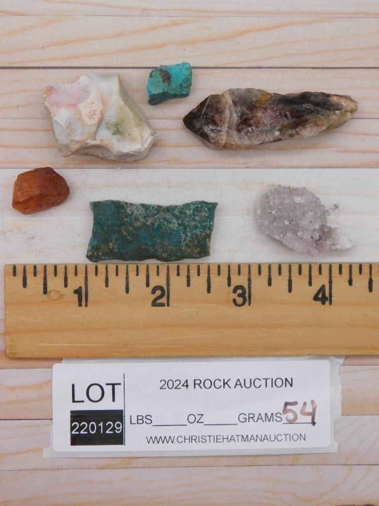 MIXED ROUGH LOT ROCK STONE LAPIDARY SPECIMEN: MIXED ROUGH LOT ROCK STONE LAPIDARY SPECIMEN - Part of our Discover Golden Attic, Crystals and Gems auction at HATMAN'S Auctions! Please see photos for measurements and condition. YES, we have in-hous