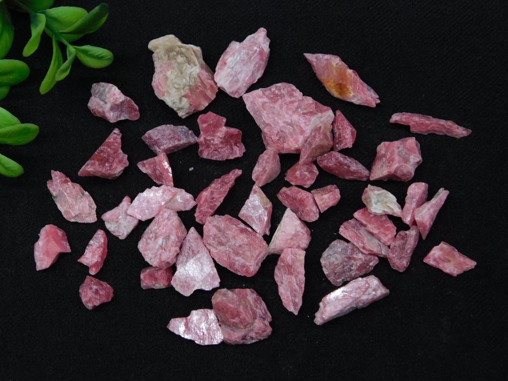 GEM RHODONITE ROCK STONE LAPIDARY SPECIMEN: GEM RHODONITE ROCK STONE LAPIDARY SPECIMEN - Part of our Discover Golden Attic, Crystals and Gems auction at HATMAN'S Auctions! Please see photos for measurements and condition. YES, we have in-house
