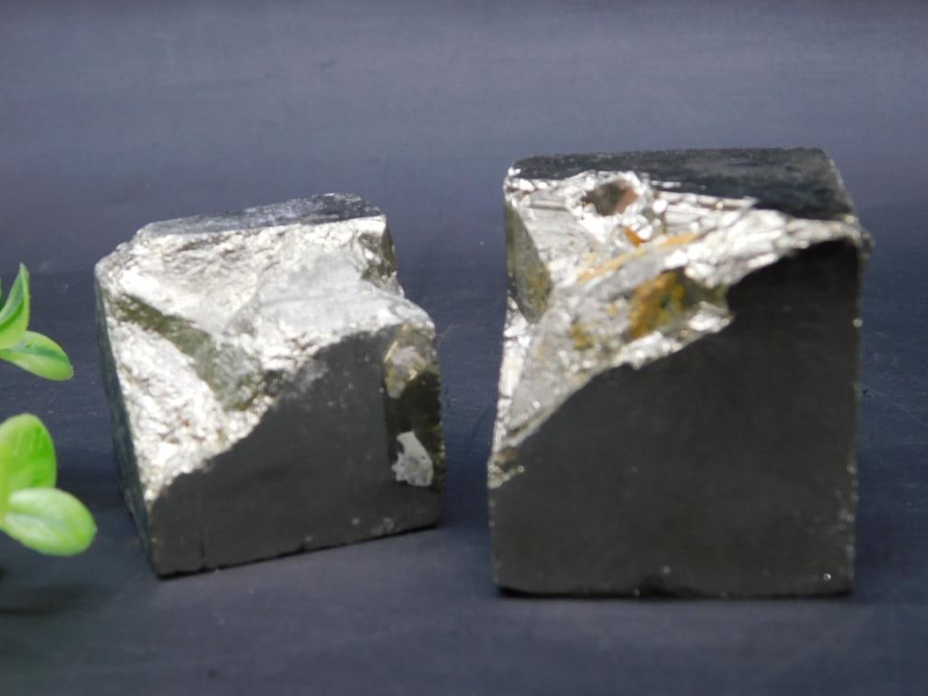 NATURAL FORMATION SPANISH PYRITE CUBE ROCK STONE LAPIDARY SPECIMEN: NATURAL FORMATION SPANISH PYRITE CUBE ROCK STONE LAPIDARY SPECIMEN - Part of our Discover Golden Attic, Crystals and Gems auction at HATMAN'S Auctions! Please see photos for measurements and condition
