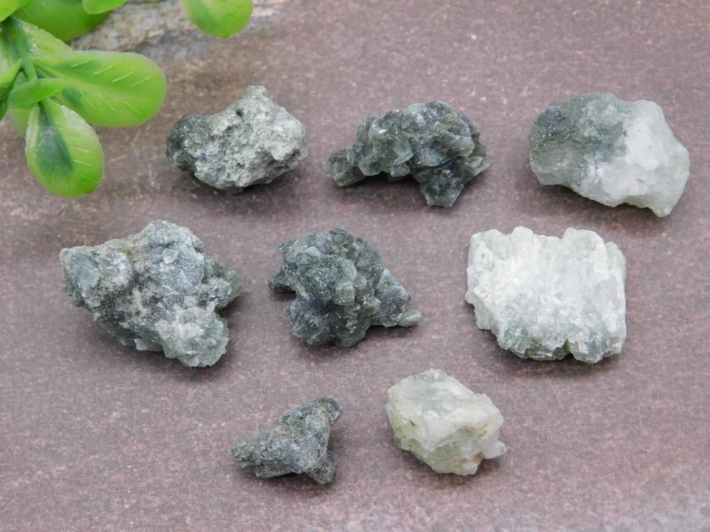 PREHNITE ROCK STONE LAPIDARY SPECIMEN: PREHNITE ROCK STONE LAPIDARY SPECIMEN - Part of our Discover Golden Attic, Crystals and Gems auction at HATMAN'S Auctions! Please see photos for measurements and condition. YES, we have in-house