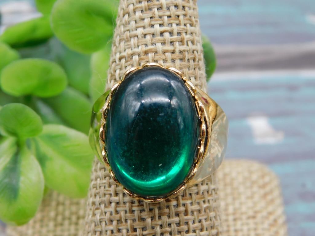 STONE RING ROCK STONE LAPIDARY SPECIMEN: STONE RING ROCK STONE LAPIDARY SPECIMEN - Part of our Discover Golden Attic, Crystals and Gems auction at HATMAN'S Auctions! Please see photos for measurements and condition. YES, we have in-house
