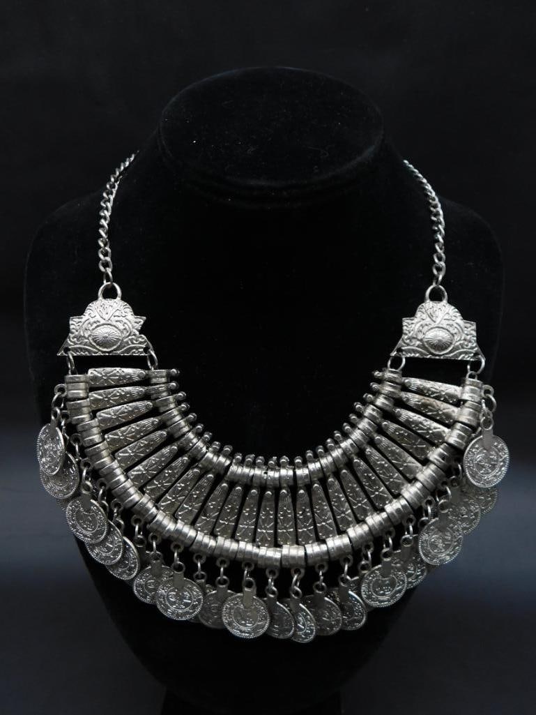 COIN AND PLANK NECKLACE: COIN AND PLANK NECKLACE - Part of our Discover Golden Attic, Crystals and Gems auction at HATMAN'S Auctions! Please see photos for measurements and condition. YES, we have in-house shipping! We have M