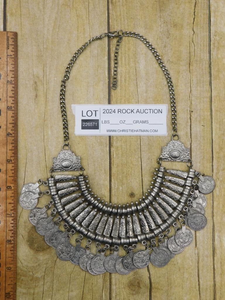 COIN AND PLANK NECKLACE - 4