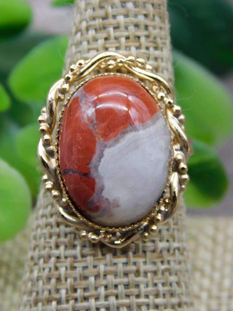 STONE RING ROCK STONE LAPIDARY SPECIMEN: STONE RING ROCK STONE LAPIDARY SPECIMEN - Part of our Discover Midnight Market, Crystals and Gems auction at HATMAN'S Auctions! Please see photos for measurements and condition. YES, we have in-house