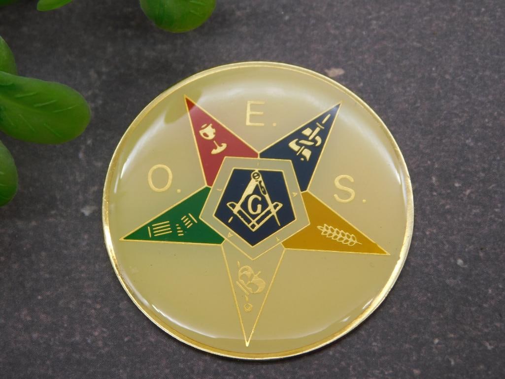 ORDER OF EASTERN STAR CABOCHON MEDALLION: ORDER OF EASTERN STAR CABOCHON MEDALLION - Part of our Discover Midnight Market, Crystals and Gems auction at HATMAN'S Auctions! Please see photos for measurements and condition. YES, we have