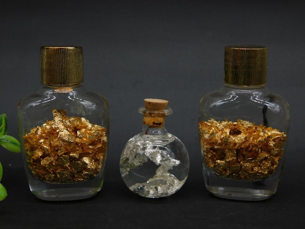 SILVER AND GOLD FLAKES IN BOTTLES ROCK STONE LAPIDARY SPECIMEN: SILVER AND GOLD FLAKES IN BOTTLES ROCK STONE LAPIDARY SPECIMEN - Part of our Discover Midnight Market, Crystals and Gems auction at HATMAN'S Auctions! Please see photos for measurements and