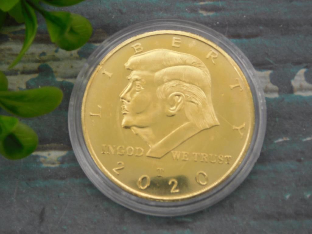 2020 LIBERTY DONALD TRUMP COIN: 2020 LIBERTY DONALD TRUMP COIN - Part of our Discover Midnight Market, Crystals and Gems auction at HATMAN'S Auctions! Please see photos for measurements and condition. YES, we have in-house
