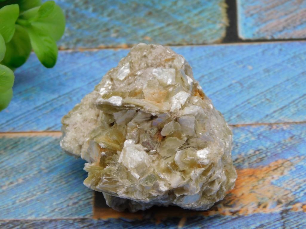 PANASQUIERA MINE PORTUGAL ROCK STONE LAPIDARY SPECIMEN: PANASQUIERA MINE PORTUGAL ROCK STONE LAPIDARY SPECIMEN - Part of our Discover Midnight Market, Crystals and Gems auction at HATMAN'S Auctions! Please see photos for measurements and condition. YES,