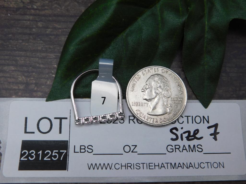 SPECIAL JEWELRY SALE! SEE PHOTOS FOR DETAILS: SPECIAL JEWELRY SALE! SEE PHOTOS FOR DETAILS - Part of our Discover Midnight Market, Crystals and Gems auction at HATMAN'S Auctions! Please see photos for measurements and condition. YES, we have in-h