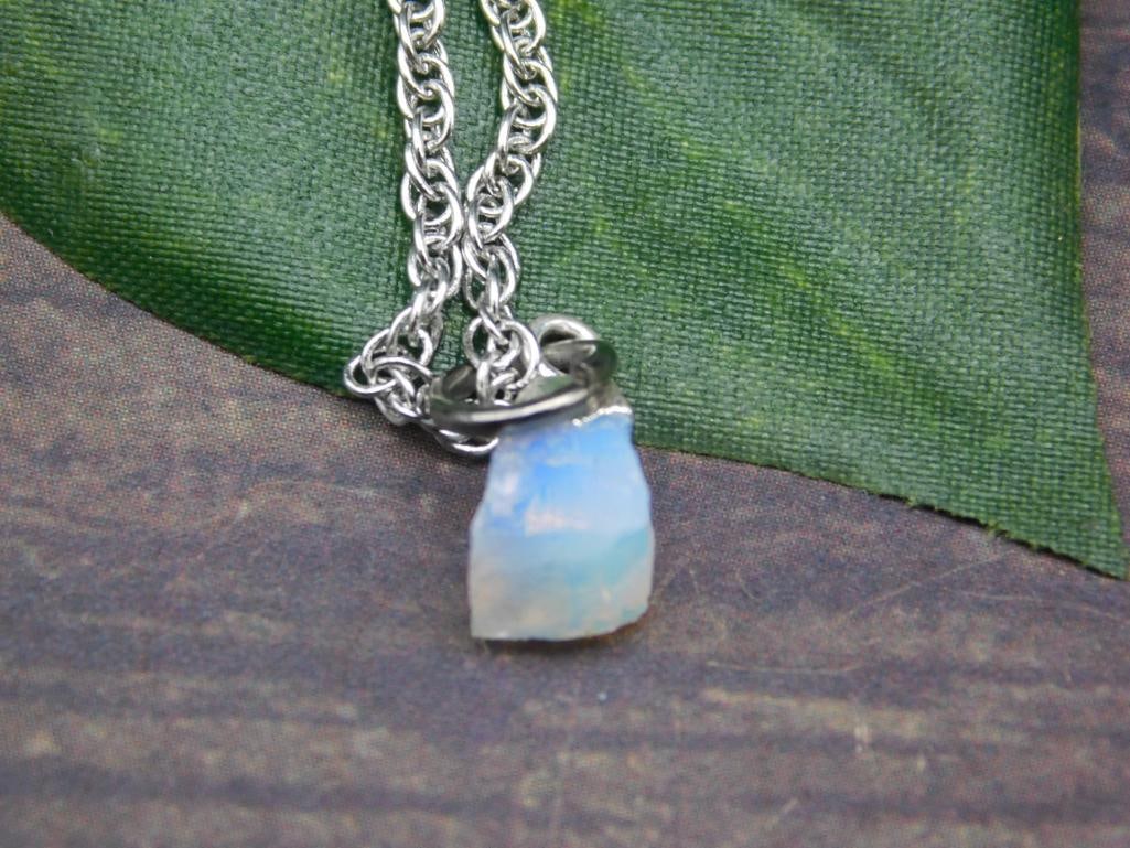 SPECIAL JEWELRY SALE! SEE PHOTOS FOR DETAILS: SPECIAL JEWELRY SALE! SEE PHOTOS FOR DETAILS - Part of our Discover Midnight Market, Crystals and Gems auction at HATMAN'S Auctions! Please see photos for measurements and condition. YES, we have in-h