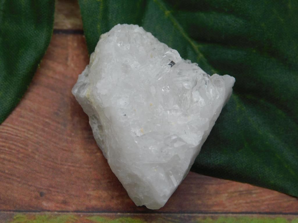 SPECIAL JEWELRY SALE! SEE PHOTOS FOR DETAILS: SPECIAL JEWELRY SALE! SEE PHOTOS FOR DETAILS - Part of our Discover Midnight Market, Crystals and Gems auction at HATMAN'S Auctions! Please see photos for measurements and condition. YES, we have in-h