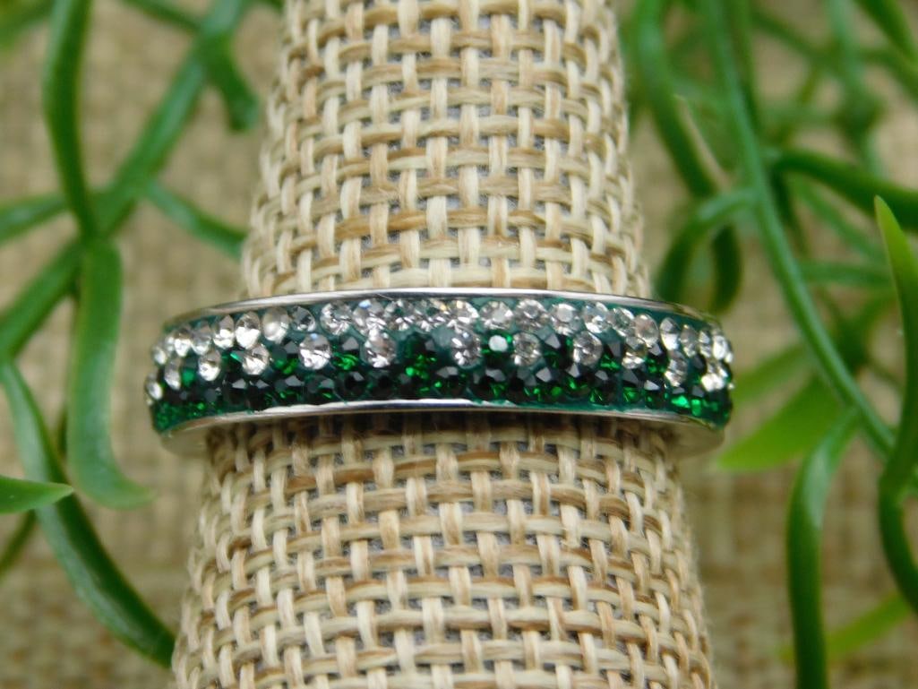 SPECIAL JEWELRY SALE! SEE PHOTOS FOR DETAILS: SPECIAL JEWELRY SALE! SEE PHOTOS FOR DETAILS - Part of our Discover Midnight Market, Crystals and Gems auction at HATMAN'S Auctions! Please see photos for measurements and condition. YES, we have in-h