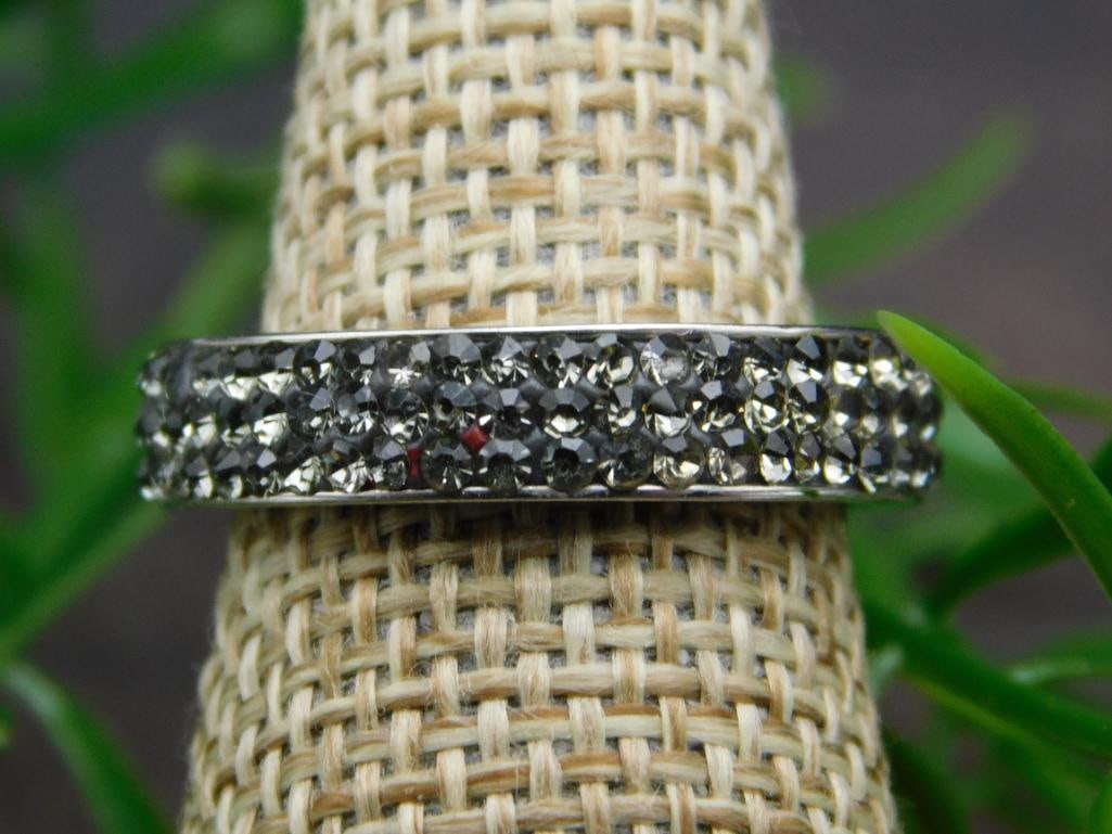 GENUINE STONE RING SIZE 7 - 4