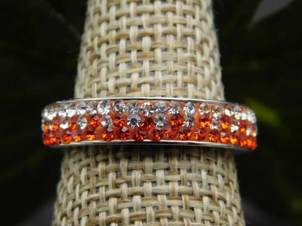GENUINE STONE RING SIZE 7: GENUINE STONE RING SIZE 7 - Part of our Discover Midnight Market, Crystals and Gems auction at HATMAN'S Auctions! Please see photos for measurements and condition. YES, we have in-house shipping! We