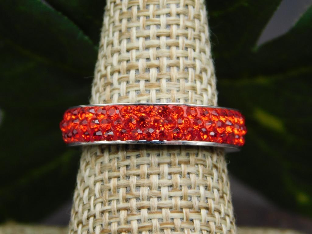 GENUINE STONE RING SIZE 6: GENUINE STONE RING SIZE 6 - Part of our Discover Midnight Market, Crystals and Gems auction at HATMAN'S Auctions! Please see photos for measurements and condition. YES, we have in-house shipping! We
