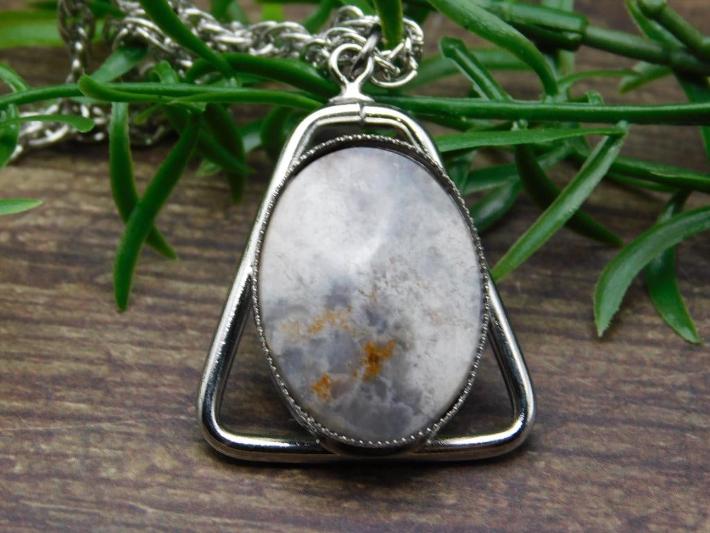 GENUINE STONE PENDANT NECKLACE ROCK STONE LAPIDARY SPECIMEN: GENUINE STONE PENDANT NECKLACE ROCK STONE LAPIDARY SPECIMEN - Part of our Discover Midnight Market, Crystals and Gems auction at HATMAN'S Auctions! Please see photos for measurements and condition.