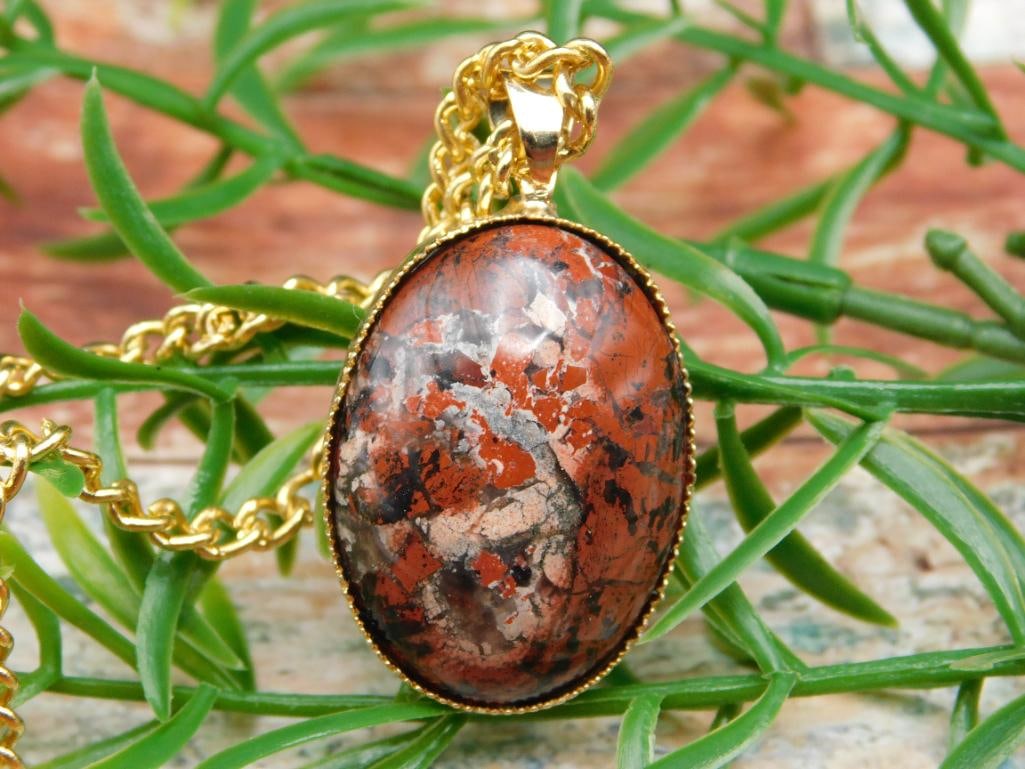 BRECCIATED JASPER PENDANT NECKLACE ROCK STONE LAPIDARY SPECIMEN: BRECCIATED JASPER PENDANT NECKLACE ROCK STONE LAPIDARY SPECIMEN - Part of our Discover Midnight Market, Crystals and Gems auction at HATMAN'S Auctions! Please see photos for measurements and