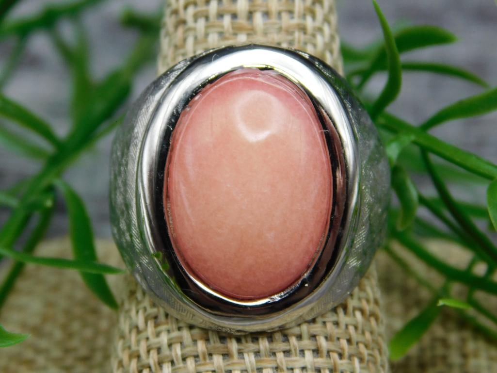 RHODOCHROSITE RING ROCK STONE LAPIDARY SPECIMEN: RHODOCHROSITE RING ROCK STONE LAPIDARY SPECIMEN - Part of our Discover Midnight Market, Crystals and Gems auction at HATMAN'S Auctions! Please see photos for measurements and condition. YES, we have i