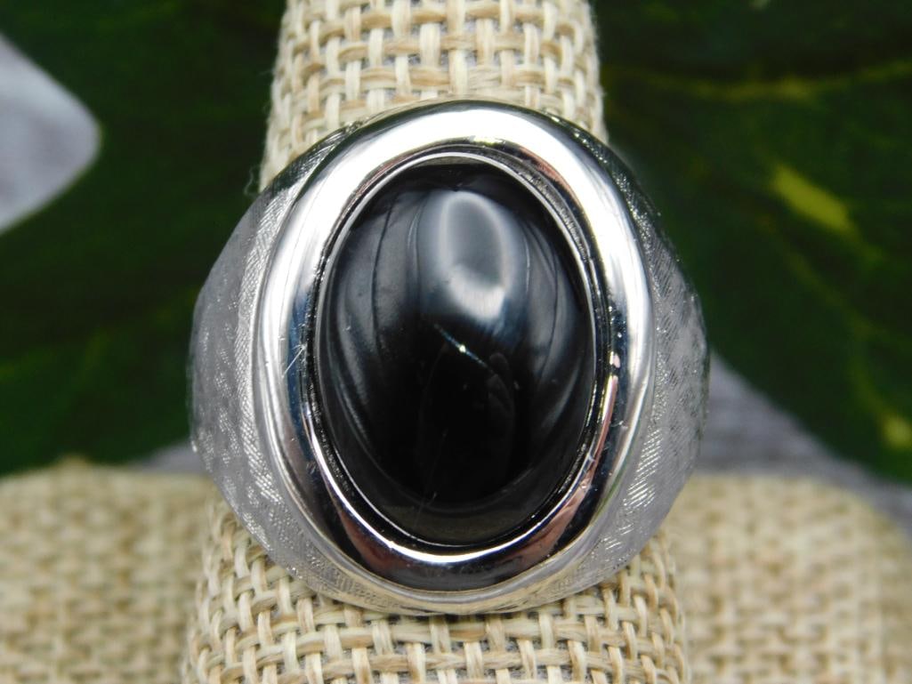 OBSIDIAN RING ROCK STONE LAPIDARY SPECIMEN: OBSIDIAN RING ROCK STONE LAPIDARY SPECIMEN - Part of our Discover Midnight Market, Crystals and Gems auction at HATMAN'S Auctions! Please see photos for measurements and condition. YES, we have