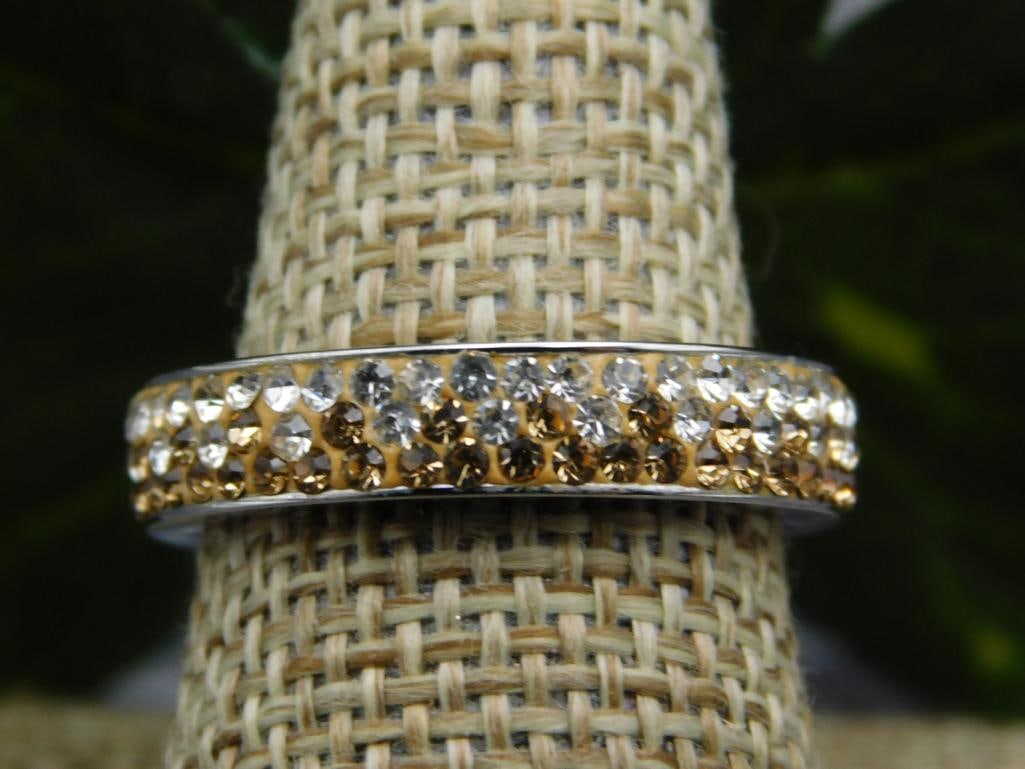 GENUINE STONE RING SIZE 8: GENUINE STONE RING SIZE 8 - Part of our Discover Midnight Market, Crystals and Gems auction at HATMAN'S Auctions! Please see photos for measurements and condition. YES, we have in-house shipping! We