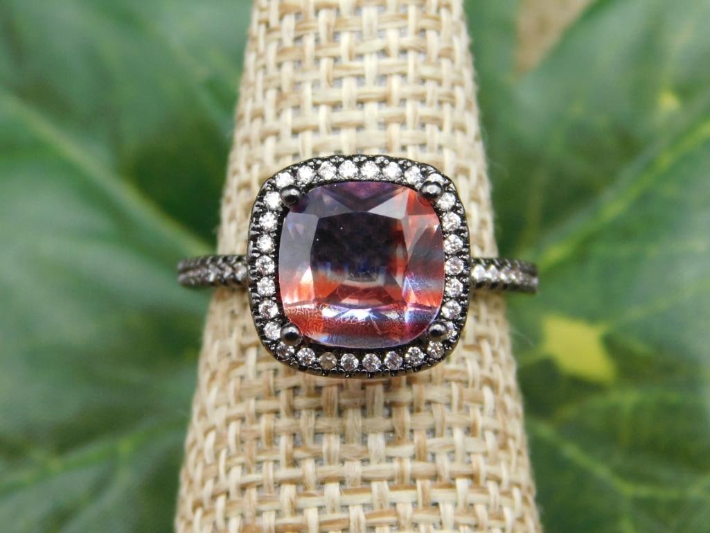 SPECIAL JEWELRY SALE! SEE PHOTOS FOR DETAILS: SPECIAL JEWELRY SALE! SEE PHOTOS FOR DETAILS - Part of our Discover Silver Lining, Crystals and Gems auction at HATMAN'S Auctions! Please see photos for measurements and condition. YES, we have