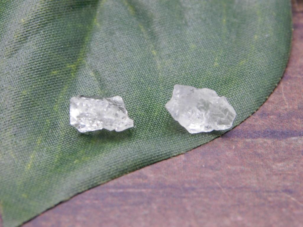 HERKIMER DIAMOND ROCK STONE LAPIDARY SPECIMEN: HERKIMER DIAMOND ROCK STONE LAPIDARY SPECIMEN