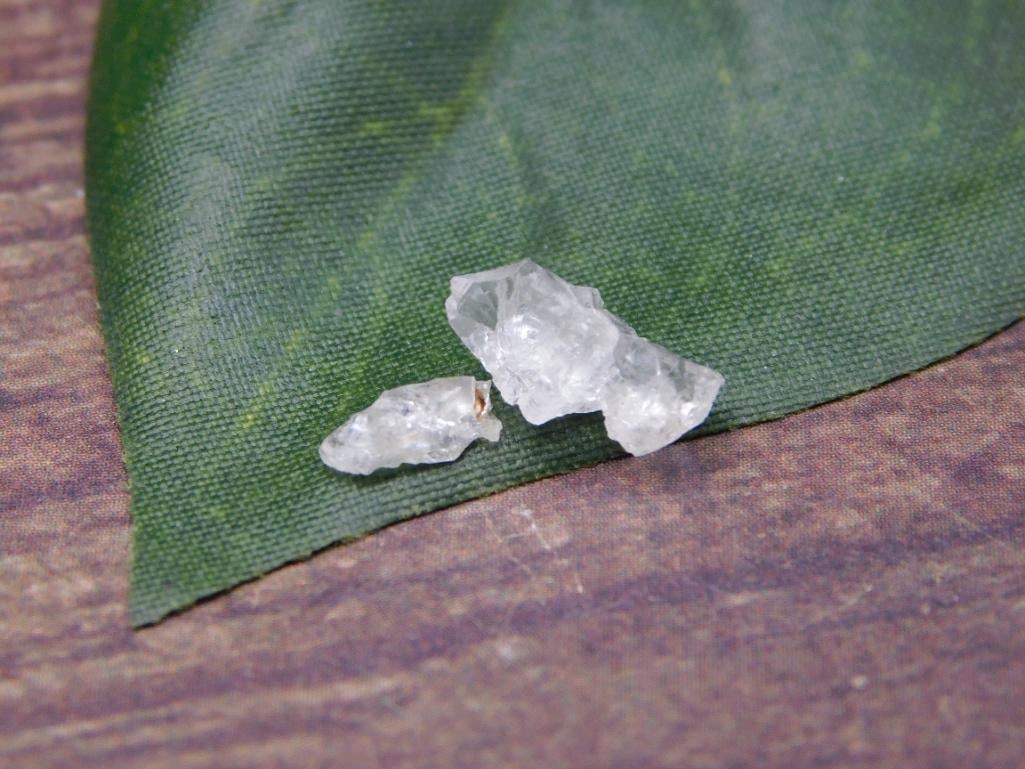 HERKIMER DIAMOND ROCK STONE LAPIDARY SPECIMEN: HERKIMER DIAMOND ROCK STONE LAPIDARY SPECIMEN