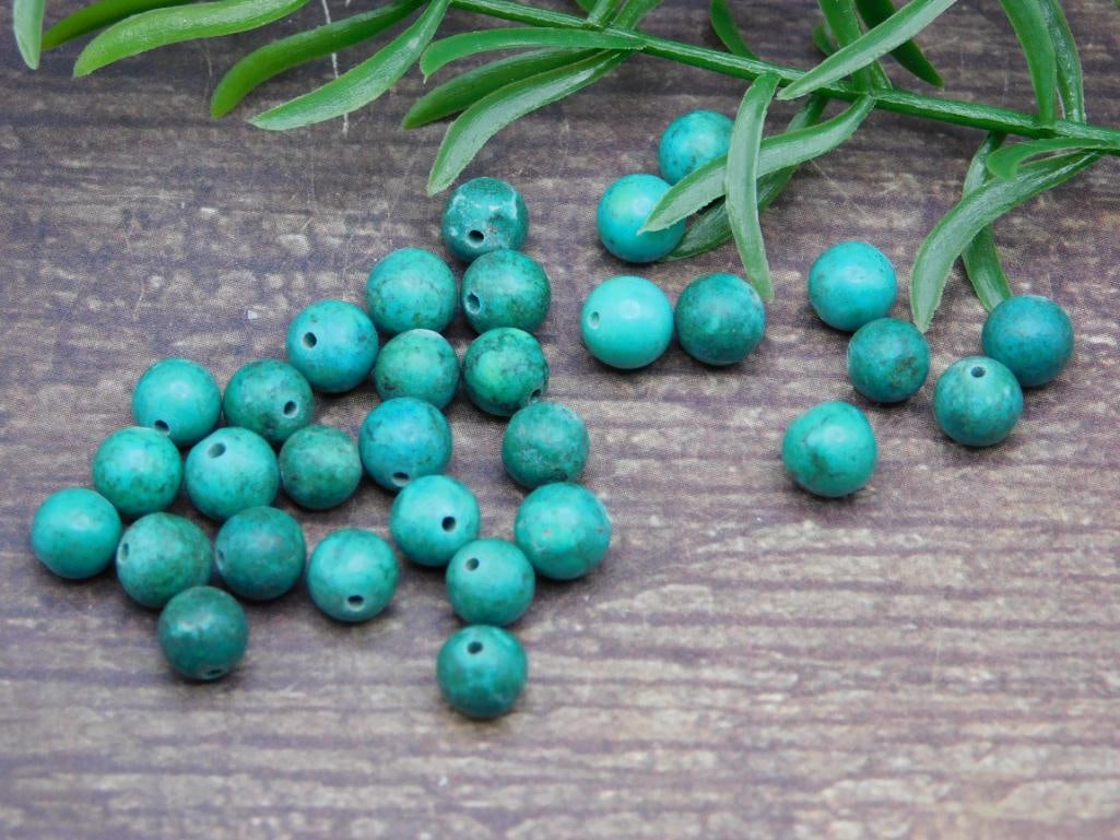 BEADS ROCK STONE LAPIDARY SPECIMEN: BEADS ROCK STONE LAPIDARY SPECIMEN