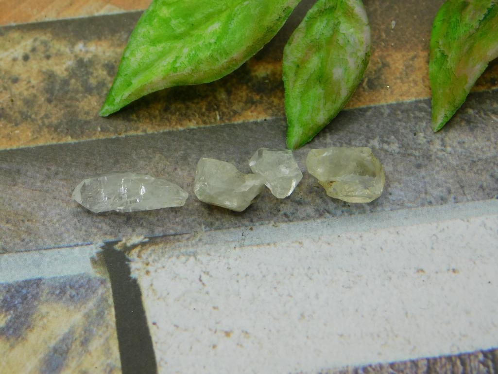 HERKIMER DIAMOND ROCK STONE LAPIDARY SPECIMEN: HERKIMER DIAMOND ROCK STONE LAPIDARY SPECIMEN