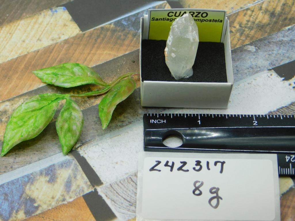 QUARTZ ROCK STONE LAPIDARY SPECIMEN - 2